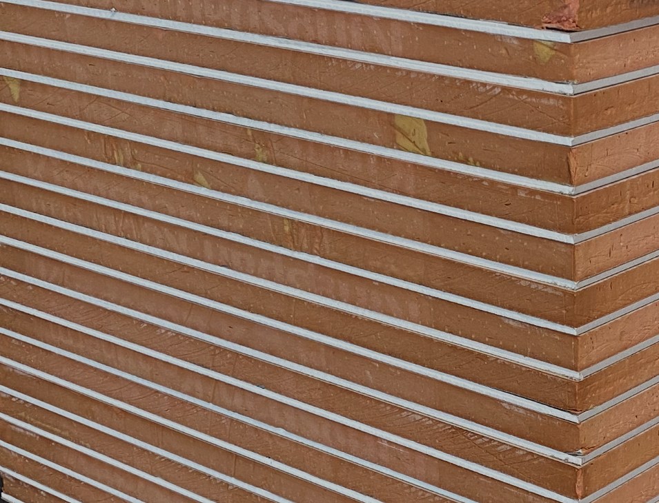 AccuThermax Insulated Plasterboard - layered phenolic core and plasterboard facing