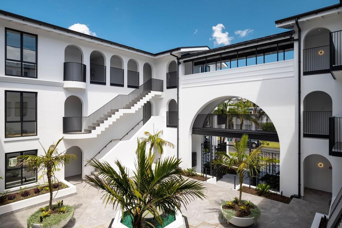 Arches Apartments - image 7