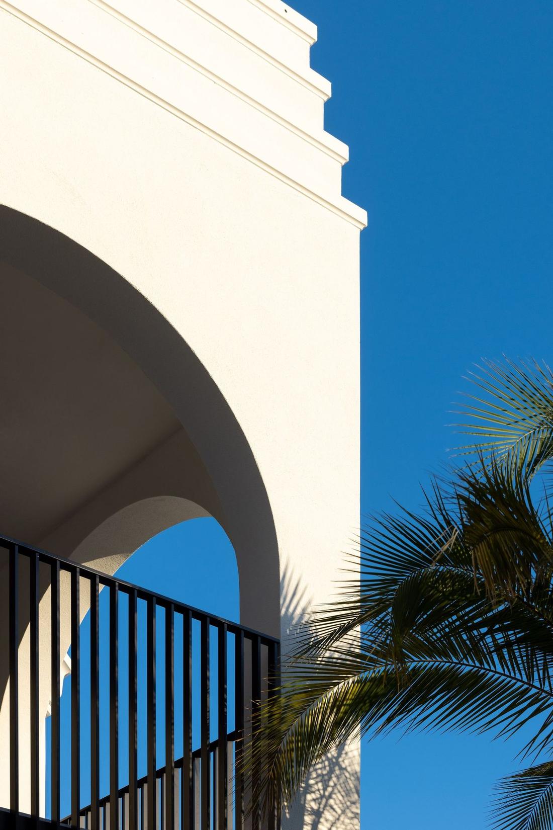 Arches Apartments - image 8
