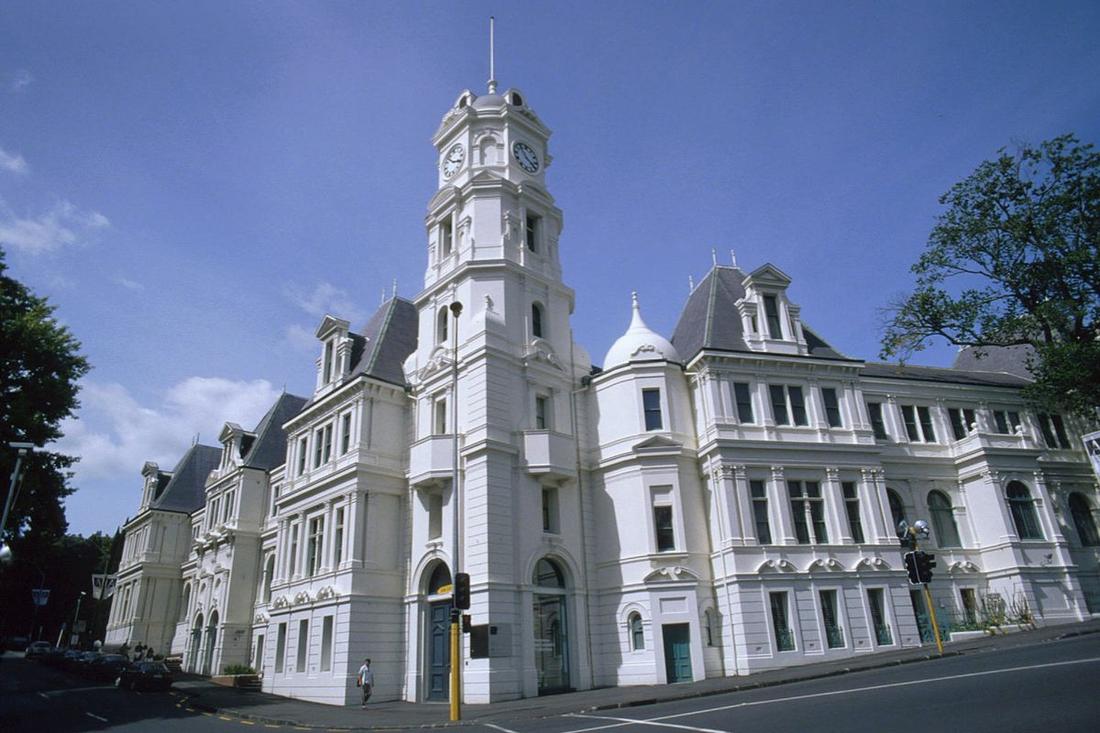 Auckland Art Gallery - image 1