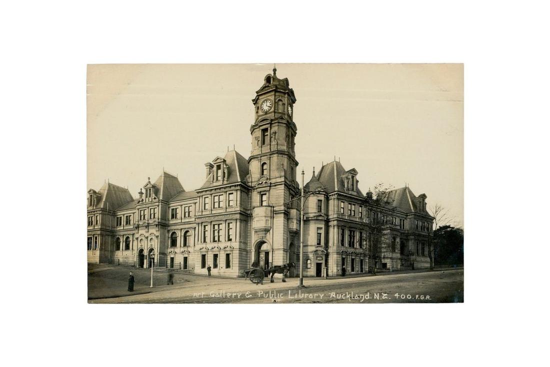 Auckland Art Gallery - image 6