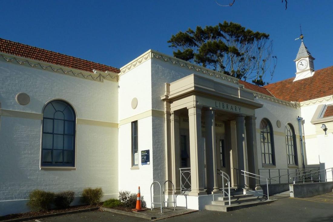 Grey Lynn Library, Auckland - image 1