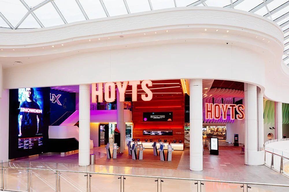 Hoyts Grand - 8m bespoke columns, one-off architectural feature by Accumen®